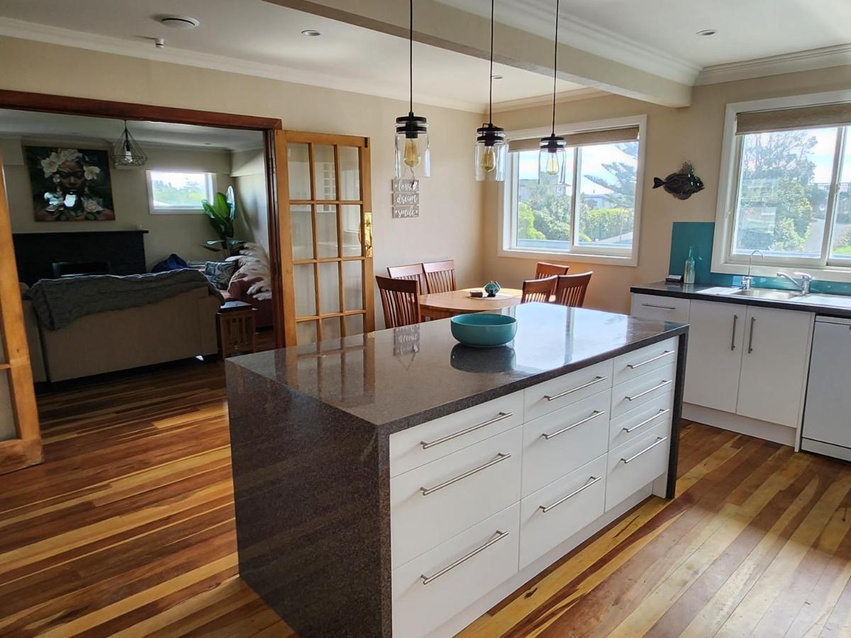 #40 At The Beach Waitarere Exterior photo